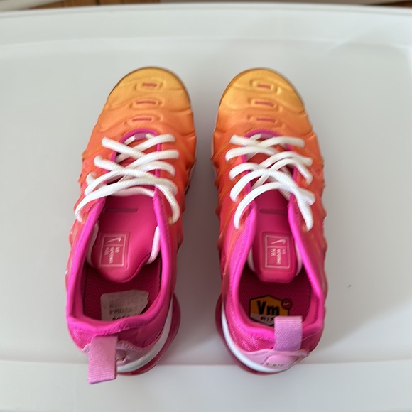 Nike Vapormax Plus - Picture 3 of 4